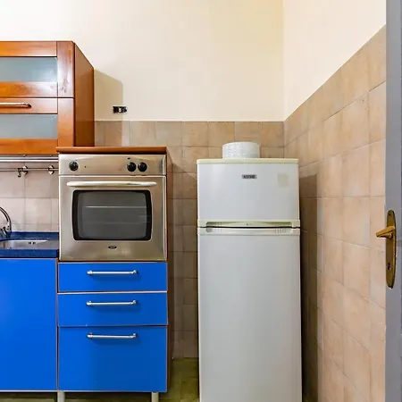Guesthost - Teatro Massimo Roomy Flat With Covered Terrace-2